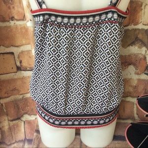 White House/Black Market Top, M